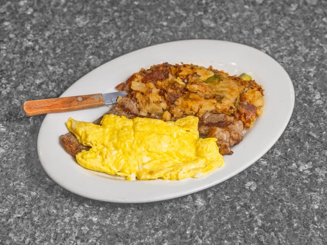 Steak & 3Eggs.