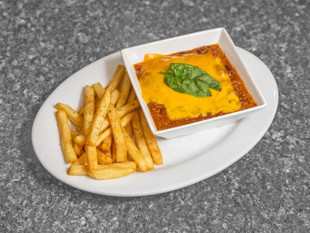 Bowl chili cheese.